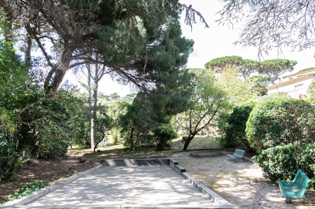 Cosy Studio Just A Stone'S Throw From The Beach Apartment Sainte-Maxime Exterior photo