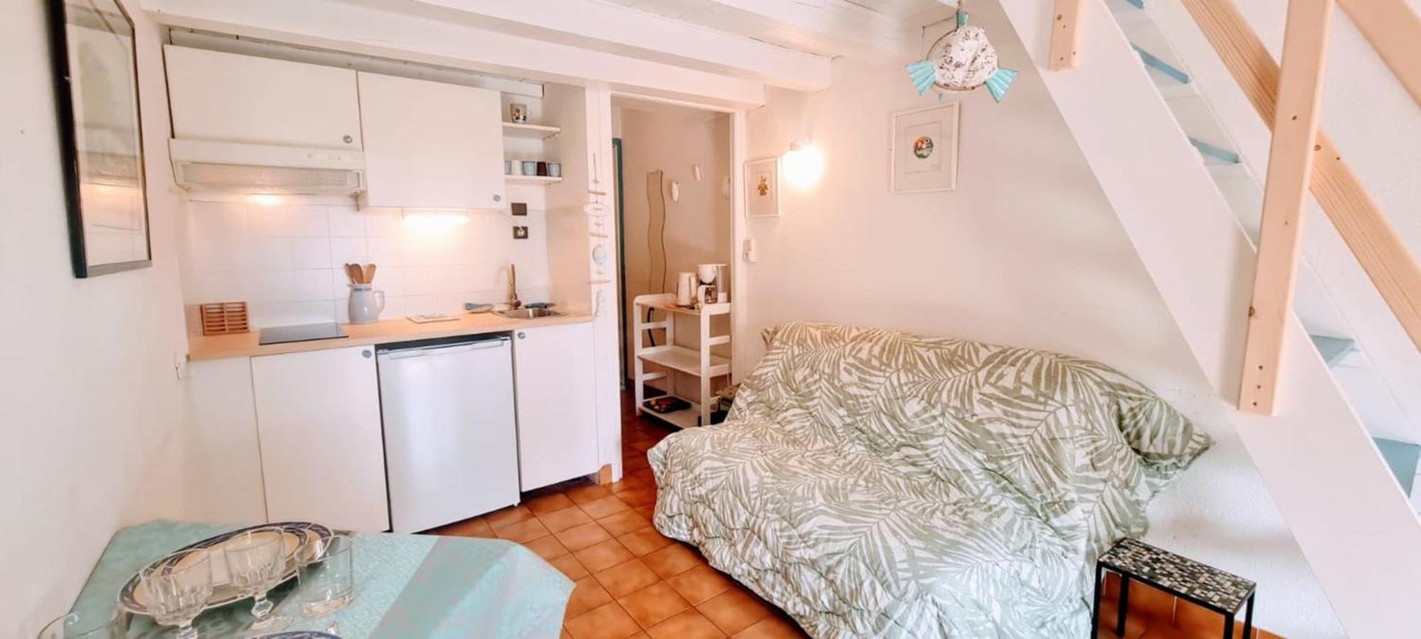 Cosy Studio Just A Stone'S Throw From The Beach Apartment Sainte-Maxime Exterior photo
